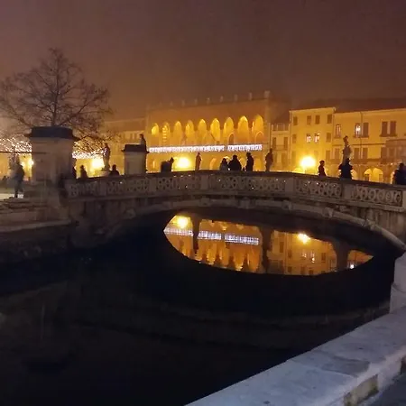 Residenza Carducci Bed & Breakfast 3*