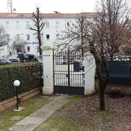 Bed & Breakfast Residenza Carducci 3*