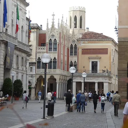 Bed & Breakfast Residenza Carducci 3*