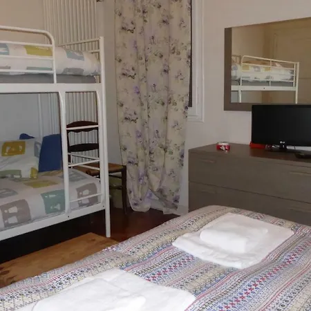 Residenza Carducci Alojamento de Acomodação e Pequeno-almoço Pádua