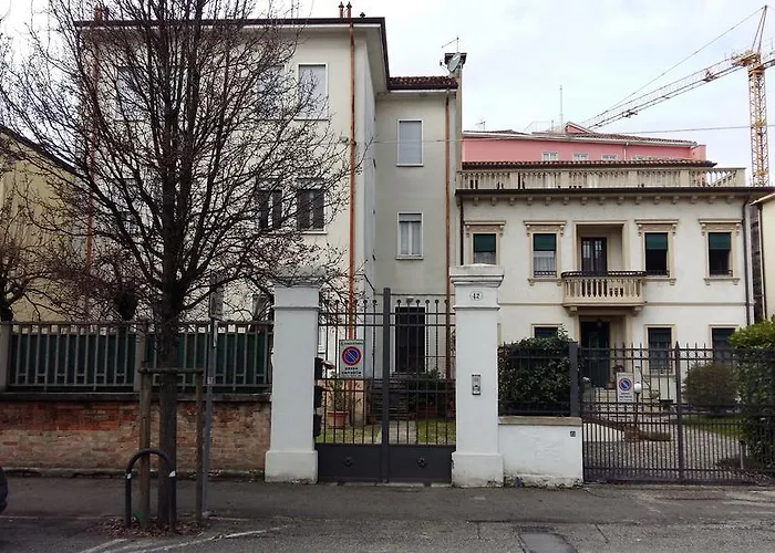 Residenza Carducci Alojamento de Acomodação e Pequeno-almoço Pádua